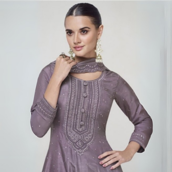 Royal Touch Gown set