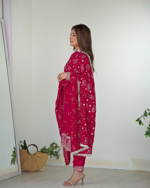Elegant Pink Pure Blooming Vichitra Silk Kurta Set – Ready to Wear