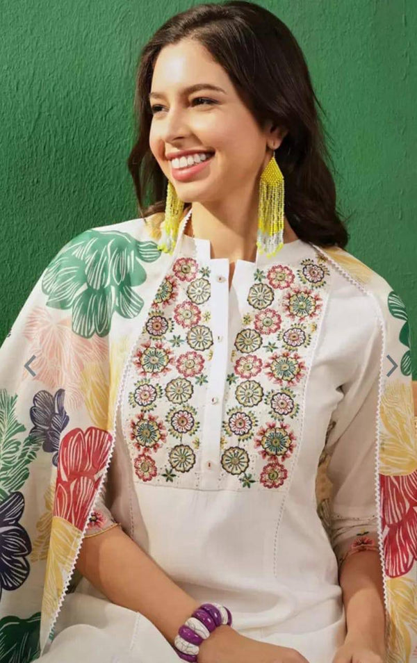 Regal Elegance: Kurti Pant Dupatta Set