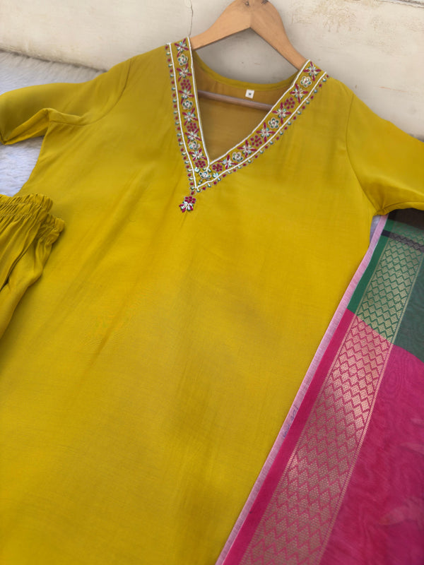 Silk Symphony: A Royal Ensemble of Kurti, Pant, and Dupatta