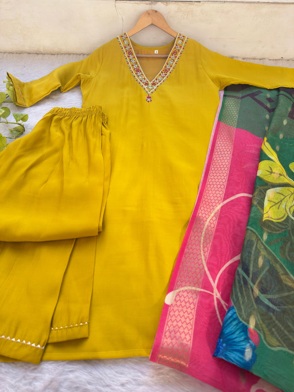 Silk Symphony: A Royal Ensemble of Kurti, Pant, and Dupatta