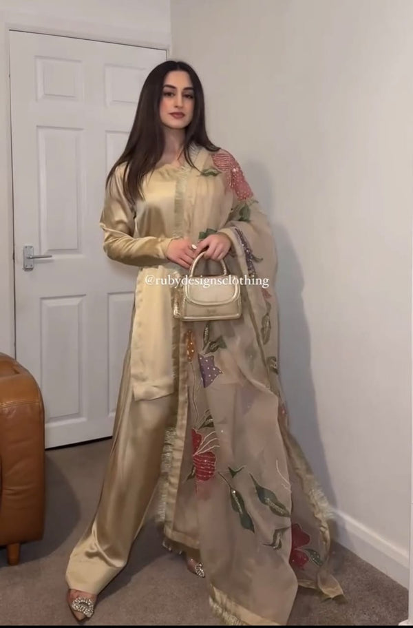 Japan Satin SilkDesigner Party Look Set