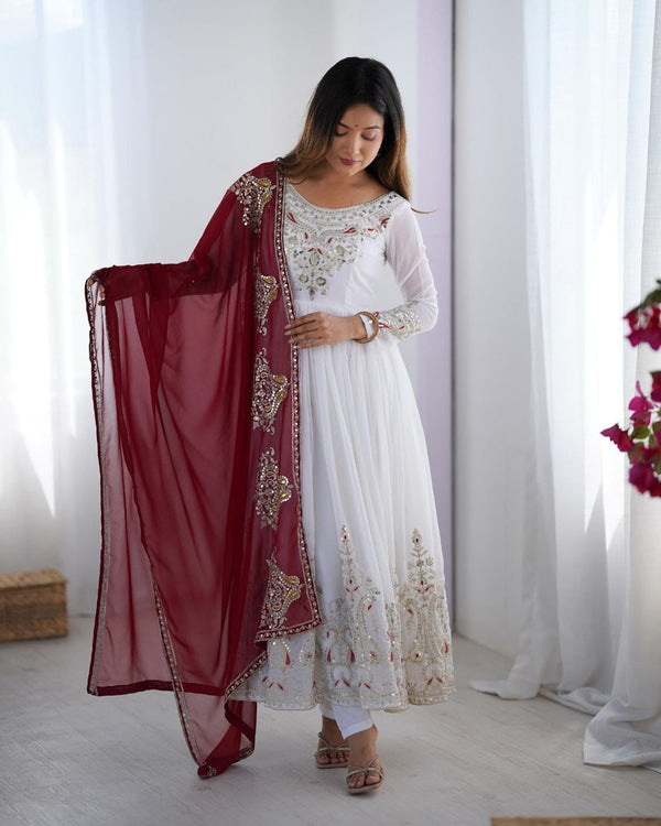 Luxury Party WearWhite Gown with Dupatta