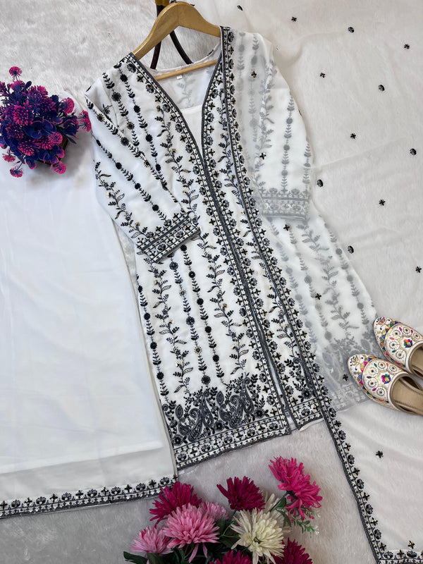 Festival Glow Georgette Ensemble