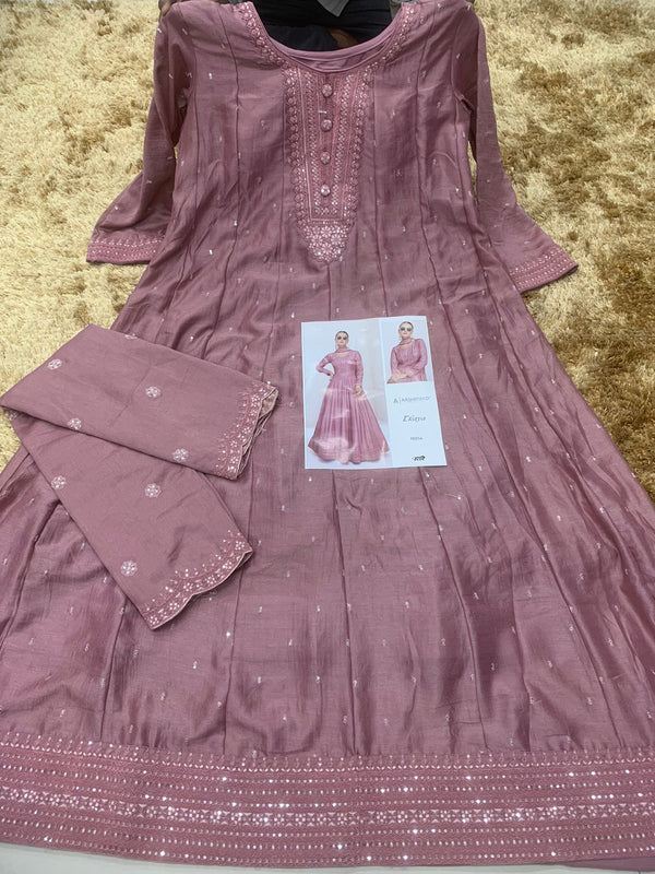 Royal Touch Gown set